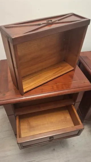 Mesitas de noche de madera