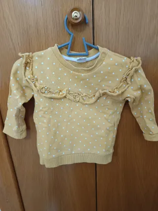 Jersey bebé amarillo lunares