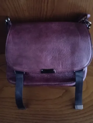 Bolso granate con cremallera