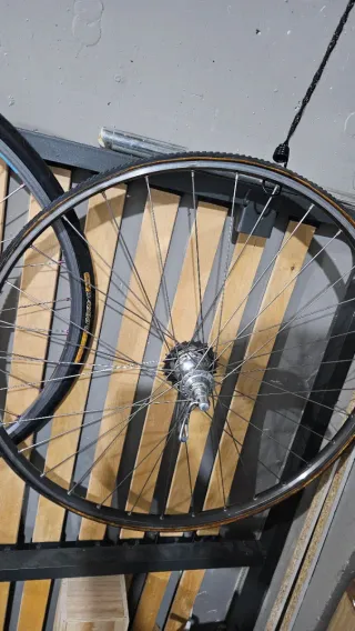 Rueda Campagnolo Record