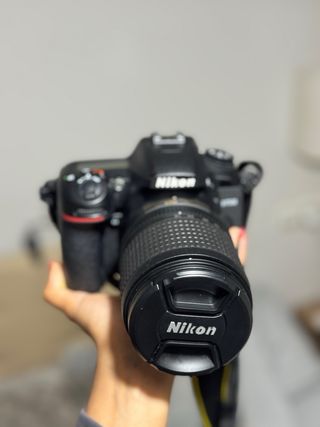 Cámara Nikon D5700 Negra