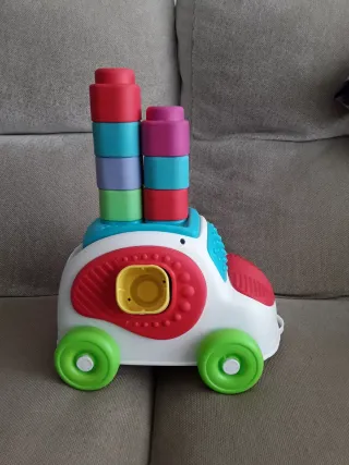 Coche + bloques blanditos CLEMENTONI