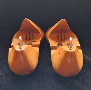 Hormas de madera para zapatos