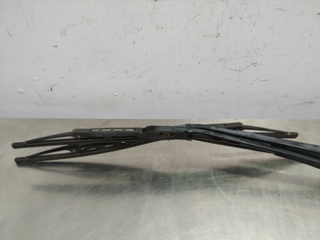 BRAZO LIMPIA DELANTERO DERECHO CHRYSLER JEEP CHER