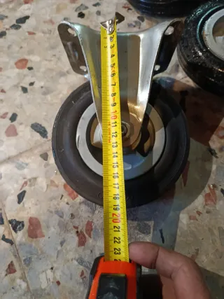 Ruedas de goma para contenedor