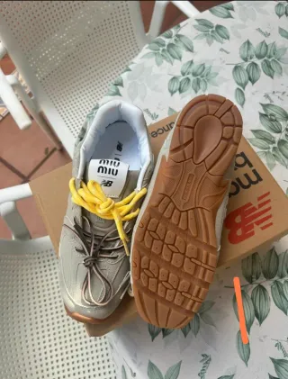 New Balance x Miu Miu Zapatillas Mujer Beige/Gris