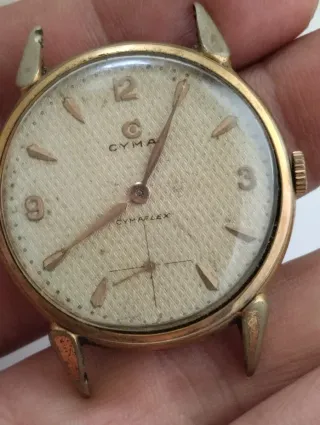 Reloj Cyma Dorado y Beige