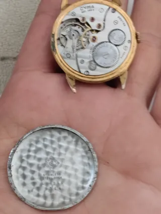 Reloj Cyma Dorado y Beige