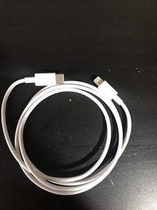 Cable USB-C a Lightning y Cargador Apple 20W