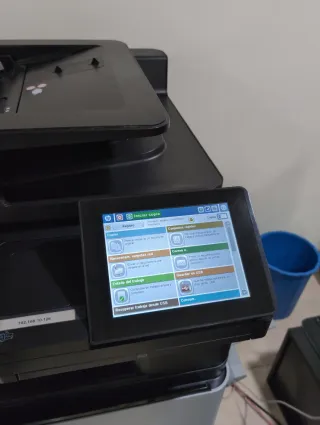 Impresora HP Color LaserJet Flow MFP M880