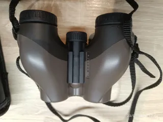 Prismáticos Nikon Compact 10x21 CF