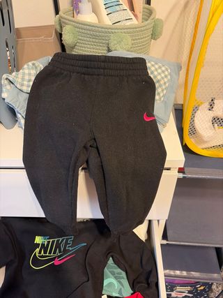 Conjunto Nike Negro Multicolor para bebe de 12-18