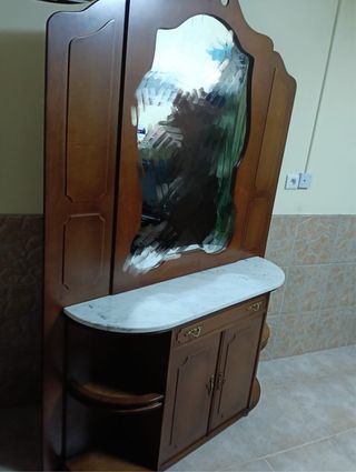 Mueble de entrada con espejo y mármol, recoger