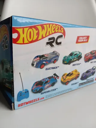 Coche RC Hot Wheels Superblitzen 40MHz