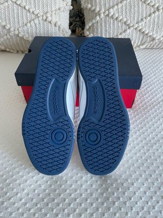 Zapatillas Reebok Blancas y Azules