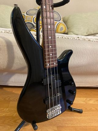 Bajo Yamaha RBX 360