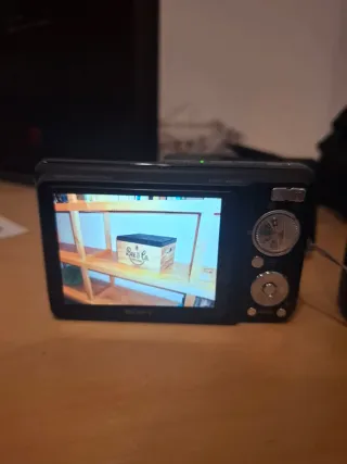 Sony Cyber-shot 12.1 MP leggi descrizione