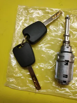 BOMBIN PUERTA CONDUCTOR CITROEN C2 C3 + 2 Llaves
