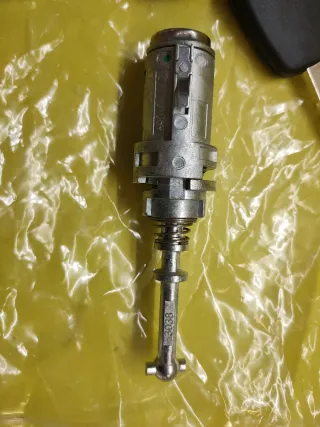 BOMBIN PUERTA CONDUCTOR CITROEN C2 C3 + 2 Llaves