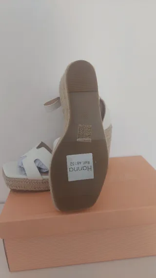 Sandalias cuña blancas NUEVAS