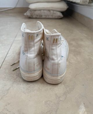 Converse plataforma blancas con mariposas