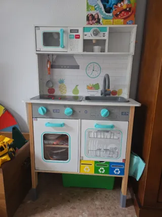 Cocinita de juguete en perfecto estado