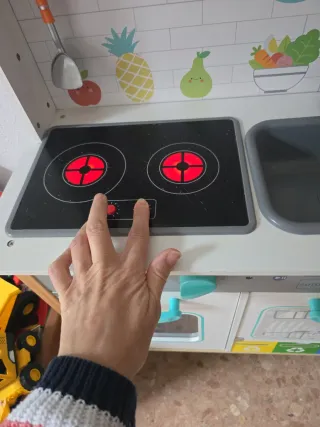 Cocinita de juguete en perfecto estado