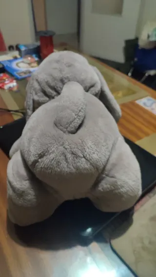 Peluche cane grigio