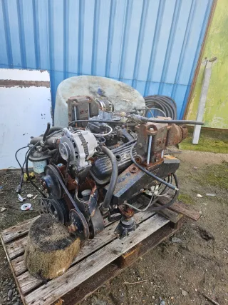 Volvo Penta V8 Motor Marino
