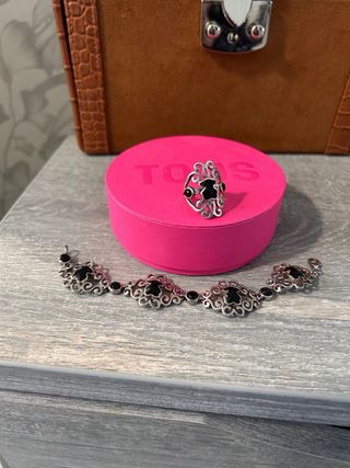 Conjunto Tous Onix Plata y Negro