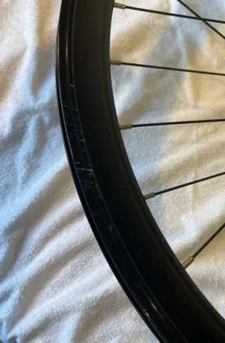 Rueda Delantera Origin8 Negro Brillante