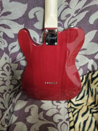 Squier Telecaster FSR Roja