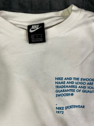 Sudadera Nike Swoosh Blanca y Turquesa