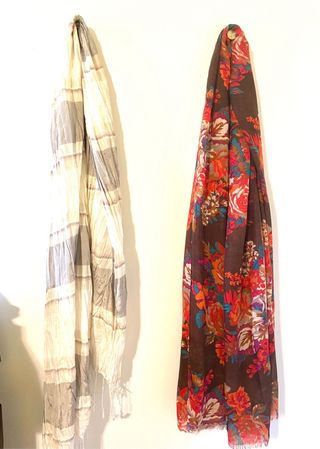 Sciarpe in tessuto con stampa