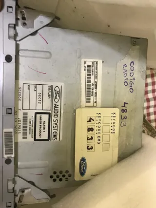 Radio Sony Ford