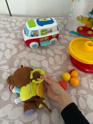 Lote Juguetes Infantiles: Bus, Mono y Torre