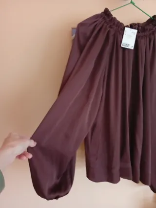 Blusa H&M Talla L Nueva Marrón