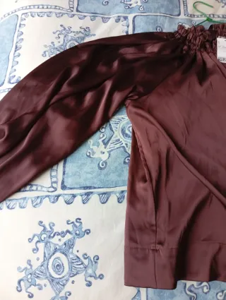 Blusa H&M Talla L Nueva Marrón