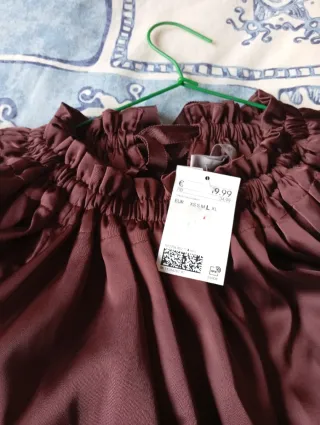 Blusa H&M Talla L Nueva Marrón