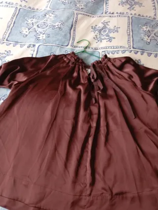 Blusa H&M Talla L Nueva Marrón