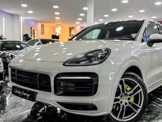 PORSCHE CAYENNE  COUPE EHYBRID SPORTDESIGN CRAYON