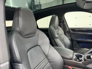 PORSCHE CAYENNE  COUPE EHYBRID SPORTDESIGN CRAYON