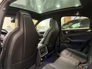 PORSCHE CAYENNE  COUPE EHYBRID SPORTDESIGN CRAYON