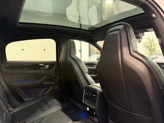 PORSCHE CAYENNE  COUPE EHYBRID SPORTDESIGN CRAYON