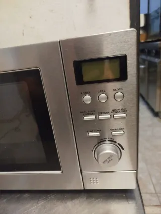 Microondas Grunkel Plata