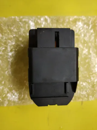 BOTONERA ELEVALUNAS PEUGEOT 206 98- CITROEN JUMPY