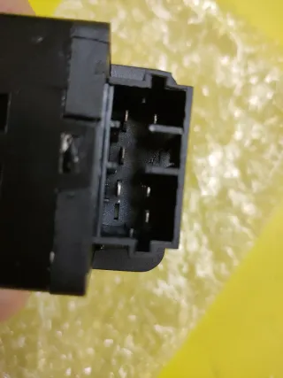 BOTONERA ELEVALUNAS PEUGEOT 206 98- CITROEN JUMPY