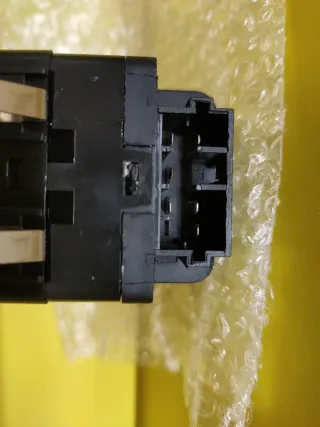 BOTONERA ELEVALUNAS PEUGEOT 206 98- CITROEN JUMPY