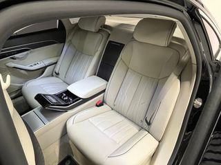 Audi A8 L 60 TFSI Quattro -TECHO - NACIONAL -