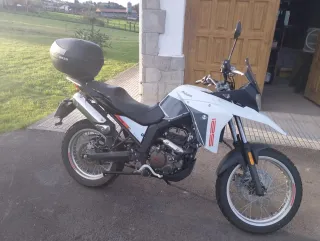 Moto Trail Malaguti 125cc - 3000km